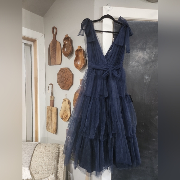 Flawless Arrival Navy Blue Tulle Tie-Strap Tiered Maxi Dress - M - Picture 4 of 5